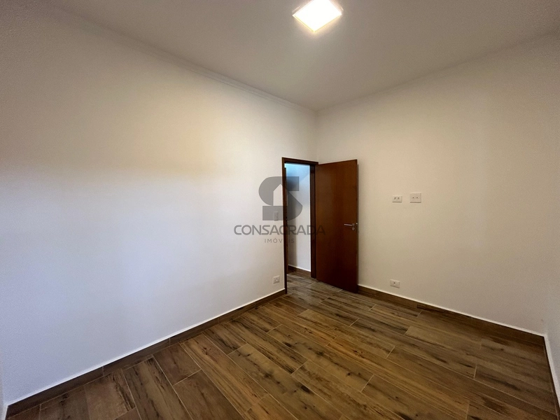 Casa Isolada na Praia Grande no Bairro Vila Tupi.: 23ª foto da galeria de imagens do imóvel