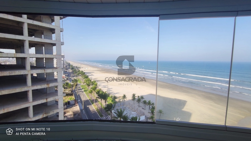 Apartamento na Praia Grande no Bairro  Jardim Real.