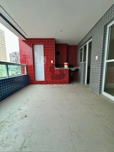 Apartamento na Praia Grande no Bairro Guilhermina.