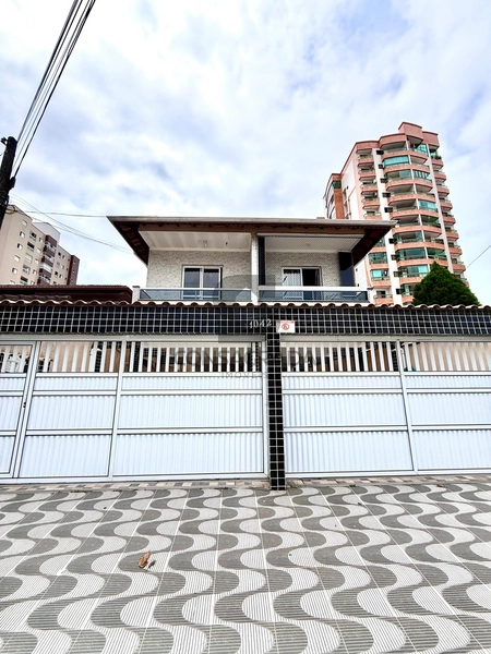 Sobrado em condomínio  em Praia Grande no Bairro Canto do Forte.: 1ª foto da galeria de imagens do imóvel