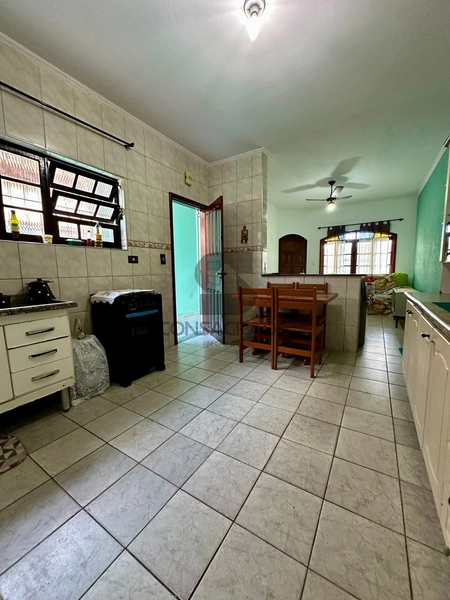 Casa com Piscina na Praia Grande no Bairro Maracanã.: 10ª foto da galeria de imagens do imóvel