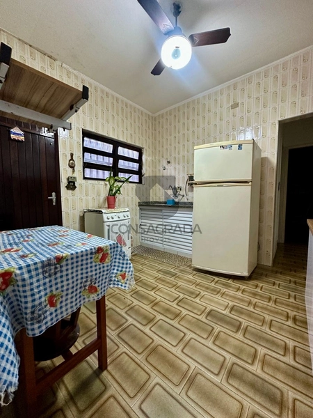 Casa geminada na Praia grande no Bairro Macacanã.: 4ª foto da galeria de imagens do imóvel