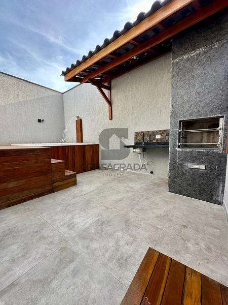 Casa em Praia Grande no Bairro Canto do Forte.: 2ª foto da galeria de imagens do imóvel