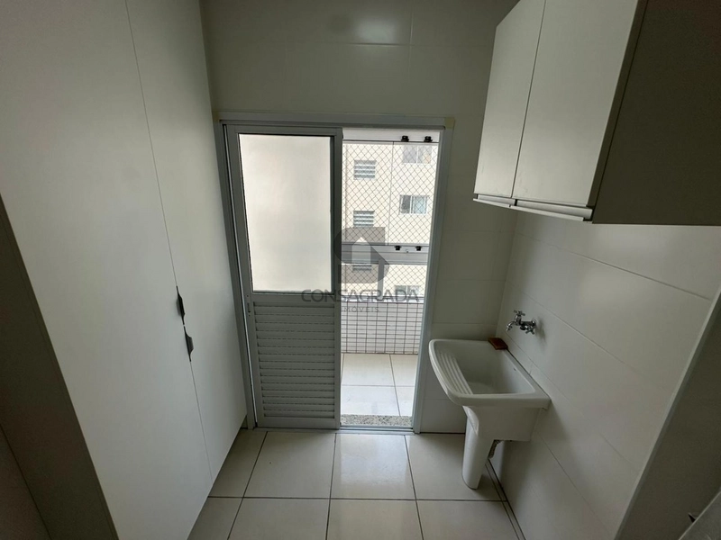 Apartamento na Praia Grande no Bairro Vila Tupi.: 15ª foto da galeria de imagens do imóvel