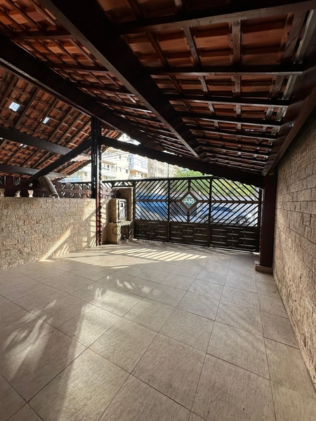 Casa Geminada em Praia Grande no Bairro Vila Tupi.: 2ª foto da galeria de imagens do imóvel
