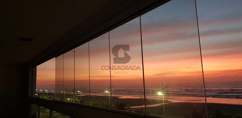 Apartamento no Bairro Maracanã em Praia Grande.: 17ª foto da galeria de imagens do imóvel