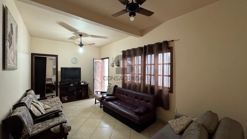 Casa geminada No Maracanã em Praia Grande.: 3ª foto da galeria de imagens do imóvel