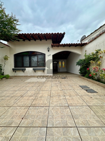 Casa geminada na Praia Grande no bairro Imperador.: 1ª foto da galeria de imagens do imóvel