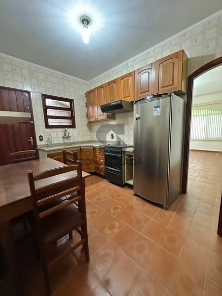 Casa geminada na Praia Grande no bairro Imperador.: 9ª foto da galeria de imagens do imóvel