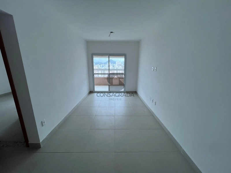 Apartamento na Praia Grande no bairro Aviação.