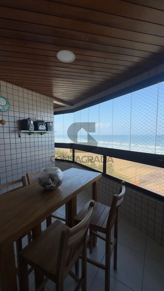 Apartamento na Praia Grande No Bairro Caiçara.