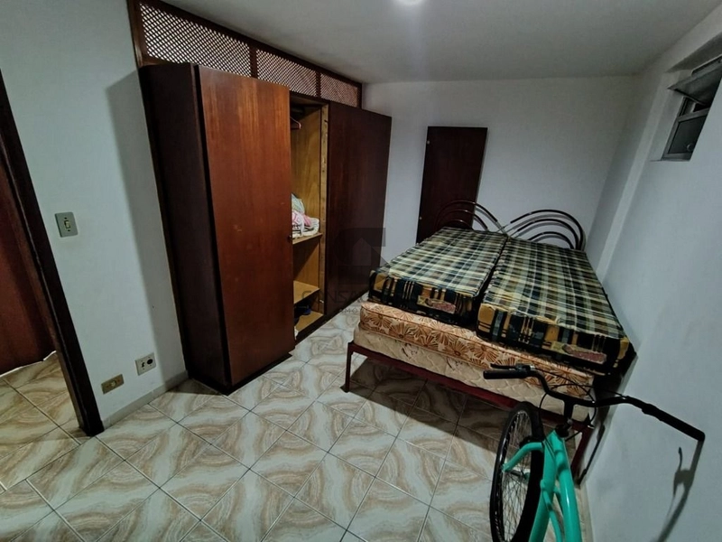 Apartamento na Praia Grande no Bairro Vila Tupi.: 10ª foto da galeria de imagens do imóvel