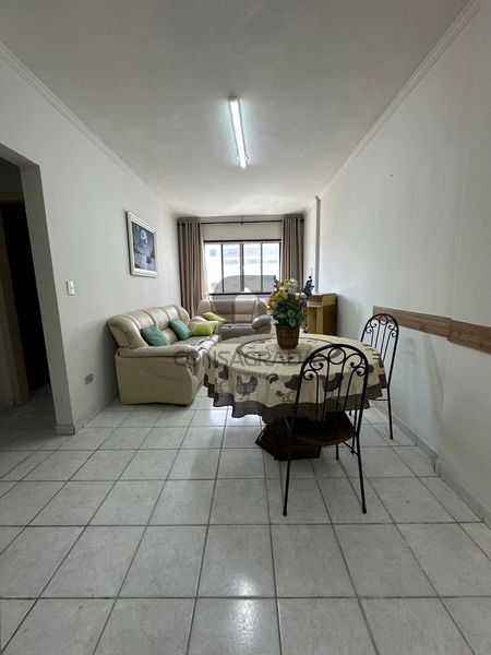 Apartamento na Praia Grande no Bairro Guilhermina.