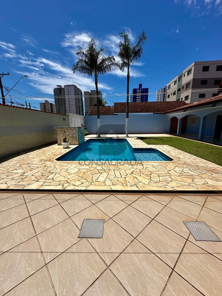 Casa na Praia Grande no bairro Caiçara.: 3ª foto da galeria de imagens do imóvel