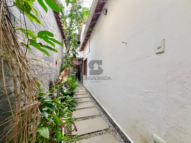 Casa isolada em Praia Grande bairro Ocian.: 4ª foto da galeria de imagens do imóvel