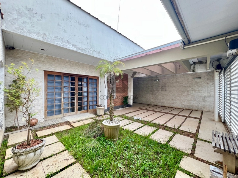 Casa isolada em Praia Grande bairro Ocian.: 3ª foto da galeria de imagens do imóvel