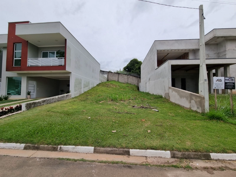 Ótimo Terreno a venda no condomínio Portal do Bosque em Louveira.: 1ª foto da galeria de imagens do imóvel