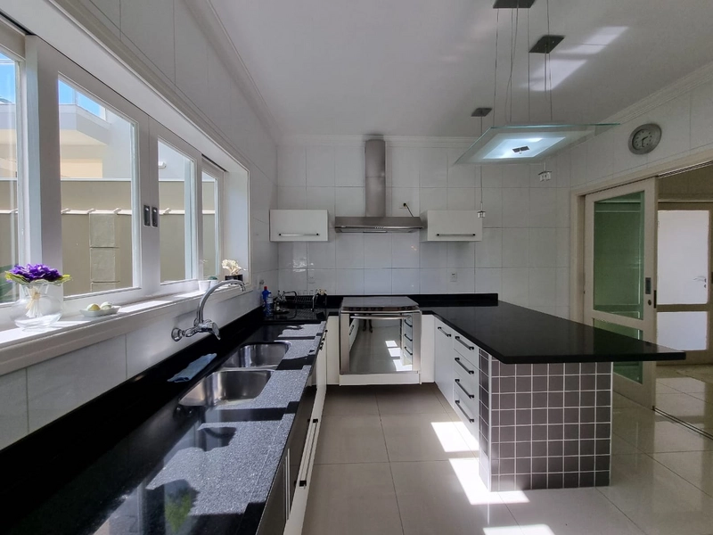 Linda casa em condomínio de alto padrão. Villagio de Verona em Vinhedo.: 34ª foto da galeria de imagens do imóvel