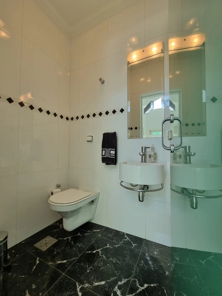 Linda casa em condomínio de alto padrão. Villagio de Verona em Vinhedo.: 24ª foto da galeria de imagens do imóvel