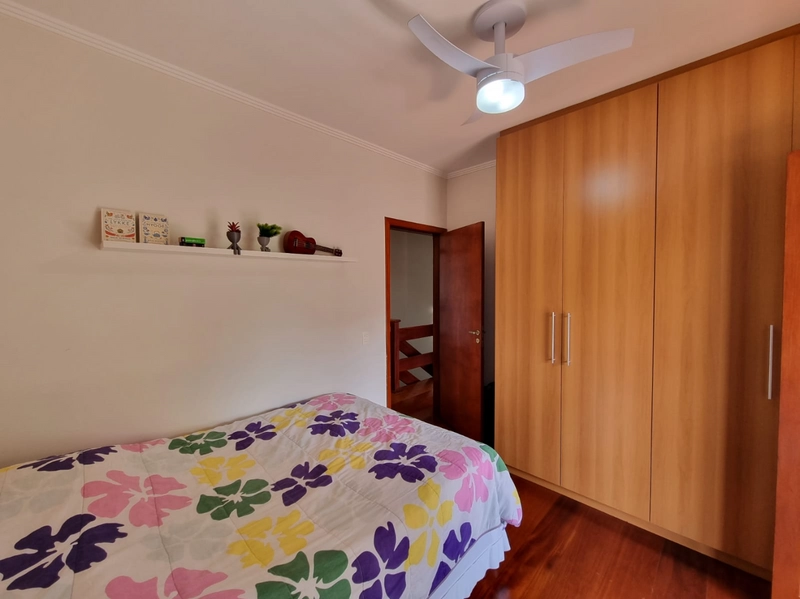 Casa recém reformada a venda no Condomínio Grape Village - Pinheirinho em Vinhed: 8ª foto da galeria de imagens do imóvel