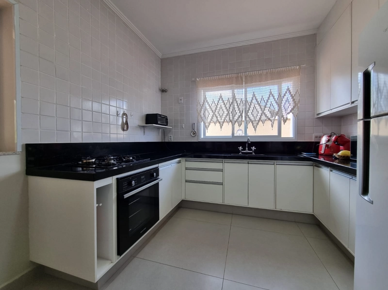 Casa recém reformada a venda no Condomínio Grape Village - Pinheirinho em Vinhed: 23ª foto da galeria de imagens do imóvel