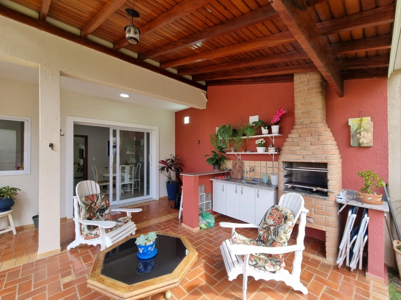 Casa recém reformada a venda no Condomínio Grape Village - Pinheirinho em Vinhed: 26ª foto da galeria de imagens do imóvel