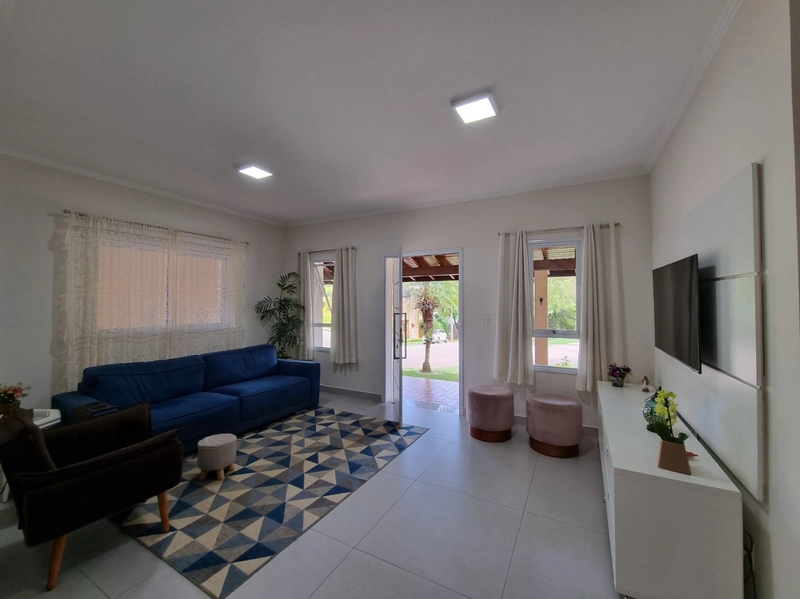 Casa recém reformada a venda no Condomínio Grape Village - Pinheirinho em Vinhed: 4ª foto da galeria de imagens do imóvel