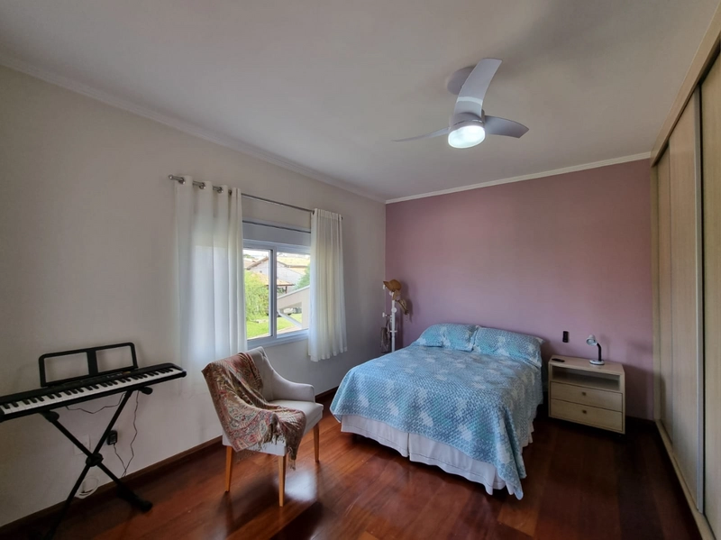 Casa recém reformada a venda no Condomínio Grape Village - Pinheirinho em Vinhed: 13ª foto da galeria de imagens do imóvel