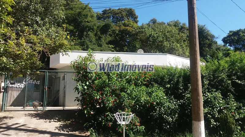 Casa para Venda em Vinhedo / SP no bairro Caixa D´Água: 3ª foto da galeria de imagens do imóvel
