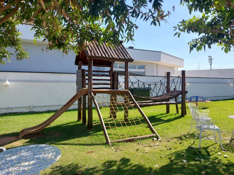 Casa para Venda ou Locação - no charmoso Condomínio Villagio di Napoli em Valinh: 2ª foto da galeria de imagens do imóvel