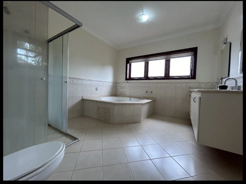 Casa magnífica à venda ou locação no condomínio Moinho de Vento em Valinhos: 31ª foto da galeria de imagens do imóvel