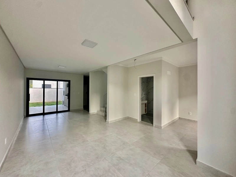Casa novinha à venda no residencial Villaggio Maranello em Vinhedo.: 3ª foto da galeria de imagens do imóvel