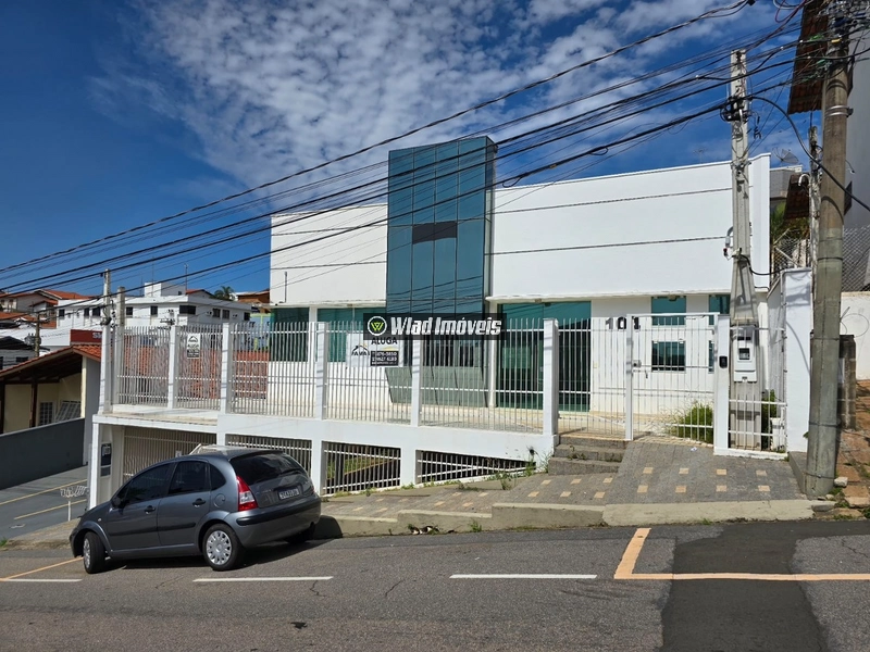Prédio comercial amplo para locação no melhor ponto Vinhedo 15 vagas: 1ª foto da galeria de imagens do imóvel