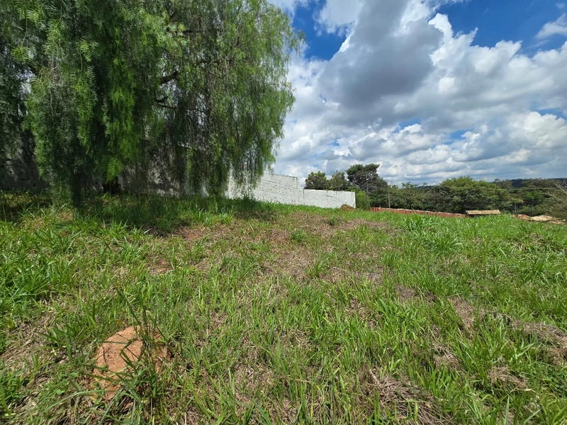 Ótimo Terreno a venda no condomínio Vila Hípica II em Vinhedo. São 800 m² pelo v: 1ª foto da galeria de imagens do imóvel