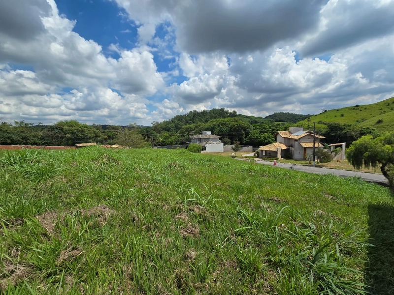 Ótimo Terreno a venda no condomínio Vila Hípica II em Vinhedo. São 800 m² pelo v: 2ª foto da galeria de imagens do imóvel