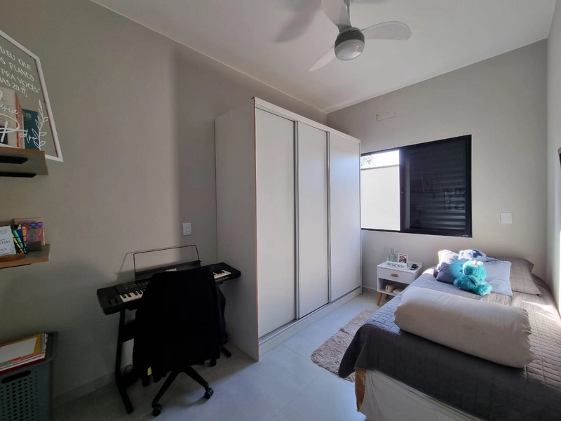 Casa térrea à venda. Com conceito moderno e em ótima localização - Bairro Pinhei: 16ª foto da galeria de imagens do imóvel