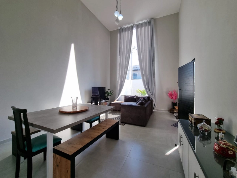 Casa térrea à venda. Com conceito moderno e em ótima localização - Bairro Pinhei: 19ª foto da galeria de imagens do imóvel
