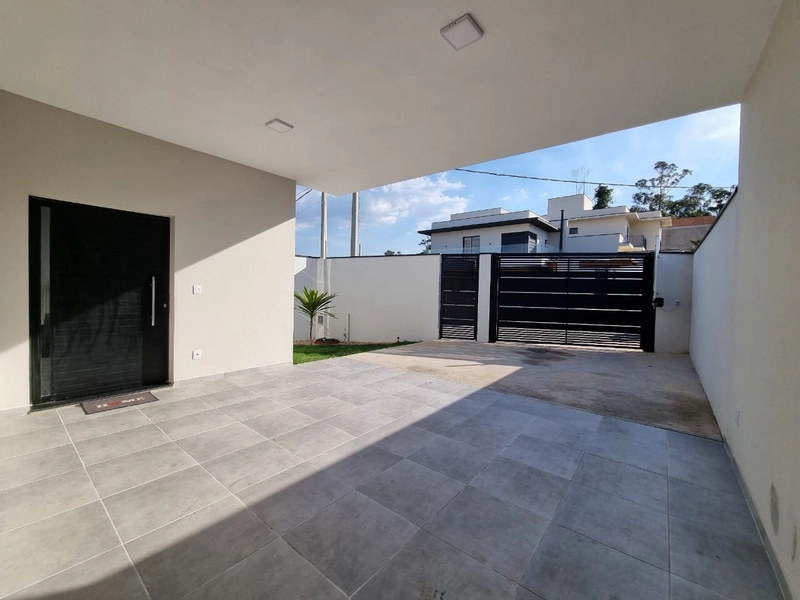 Casa térrea à venda. Com conceito moderno e em ótima localização - Bairro Pinhei: 22ª foto da galeria de imagens do imóvel