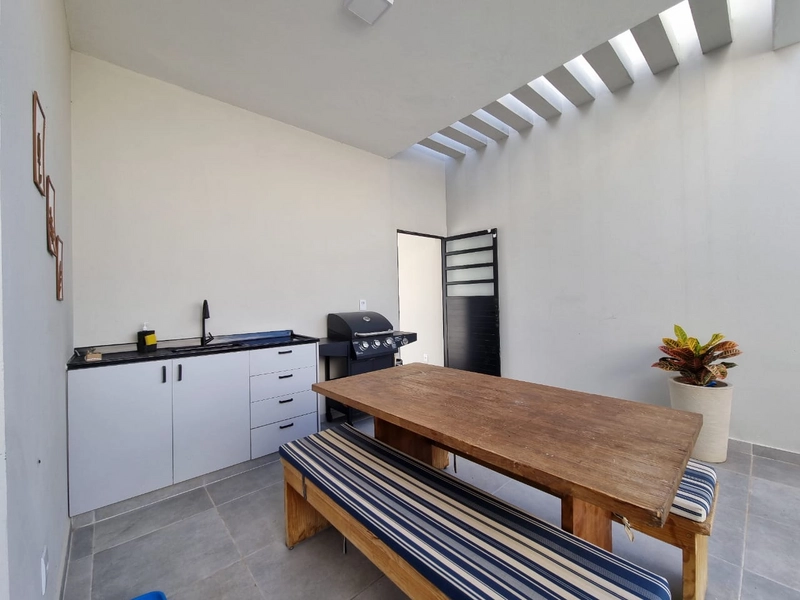 Casa térrea à venda. Com conceito moderno e em ótima localização - Bairro Pinhei: 20ª foto da galeria de imagens do imóvel