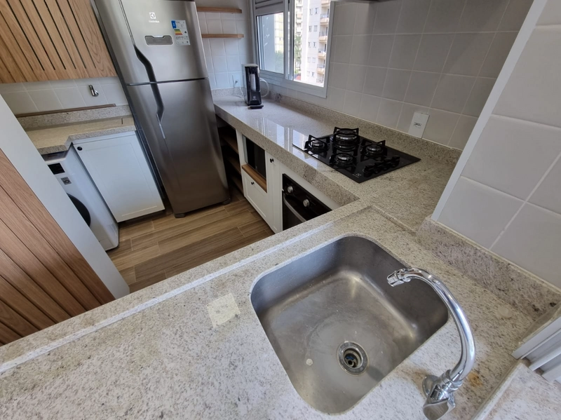 Apartamento a venda ou locação no Cambuí em Campinas, já todo mobiliado, portei: 5ª foto da galeria de imagens do imóvel