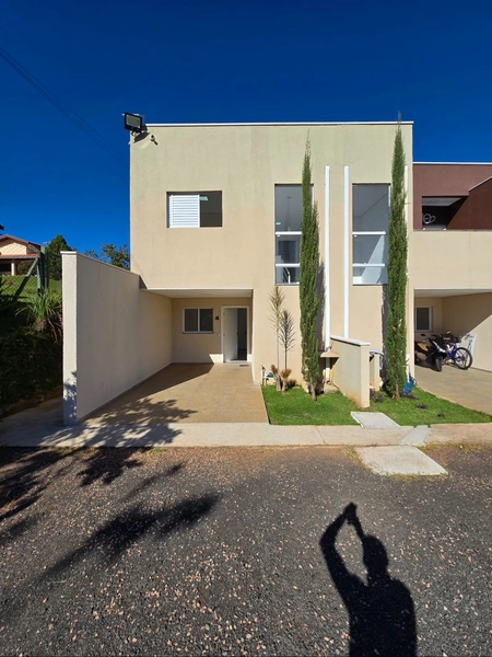 Casa de vila locação em Vinhedo – ótima localização qualidade e preço: 1ª foto da galeria de imagens do imóvel