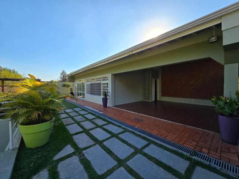 Casa grande para locação - no elegante Condomínio Marambaia em Vinhedo: 7ª foto da galeria de imagens do imóvel