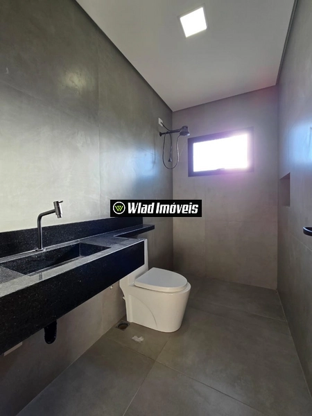 Casa térrea e nova à venda no condomínio fechado Terra Caxambu, em Jun: 26ª foto da galeria de imagens do imóvel