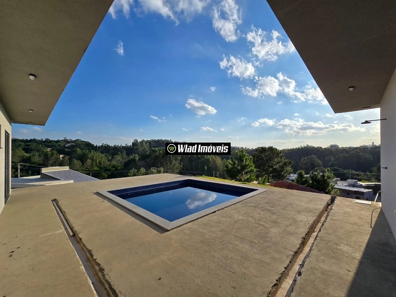 Casa térrea e nova à venda no condomínio fechado Terra Caxambu, em Jun: 11ª foto da galeria de imagens do imóvel