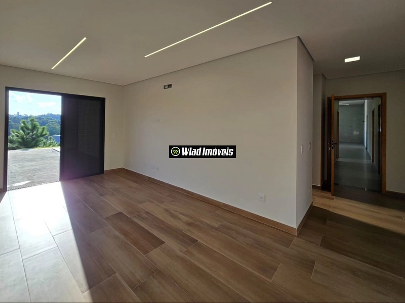Casa térrea e nova à venda no condomínio fechado Terra Caxambu, em Jun: 35ª foto da galeria de imagens do imóvel