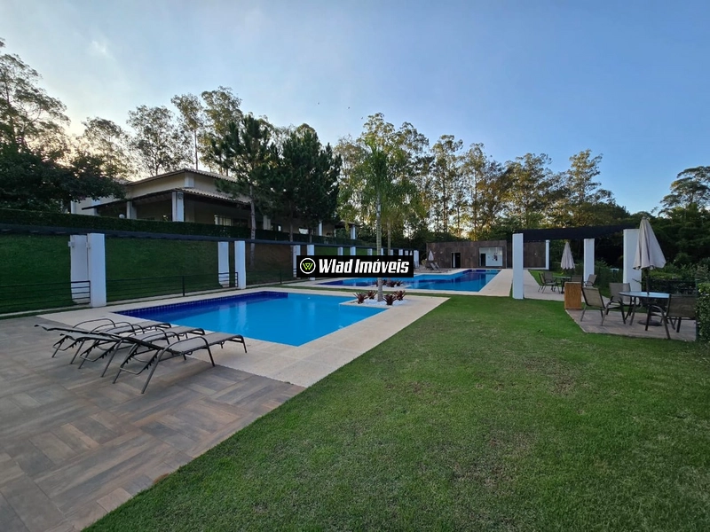Casa térrea e nova à venda no condomínio fechado Terra Caxambu, em Jun: 4ª foto da galeria de imagens do imóvel