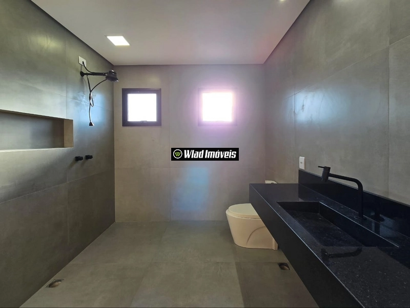 Casa térrea e nova à venda no condomínio fechado Terra Caxambu, em Jun: 30ª foto da galeria de imagens do imóvel