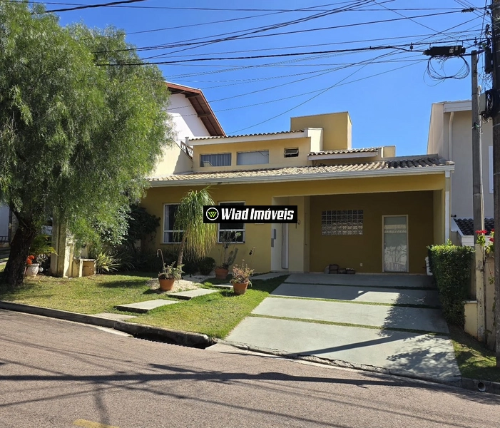Casa térrea para venda fase de modernização no Grape Village Vinhedo: 1ª foto da galeria de imagens do imóvel
