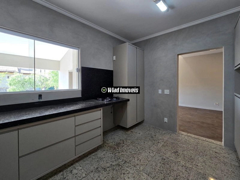 Casa térrea para venda fase de modernização no Grape Village Vinhedo: 14ª foto da galeria de imagens do imóvel