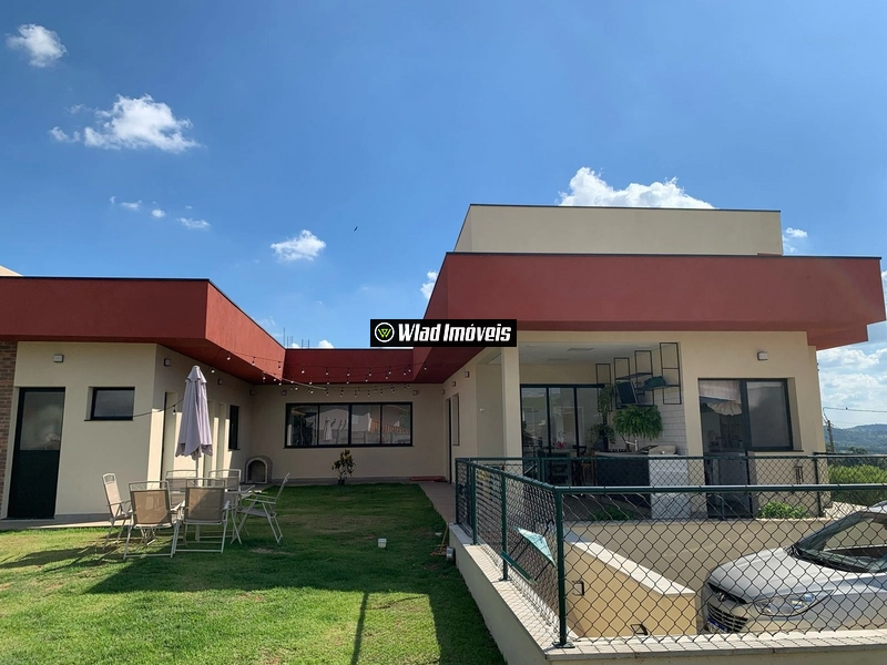 Casa térrea e ampla a venda no Condomínio Montes Claros em Itupeva: 2ª foto da galeria de imagens do imóvel